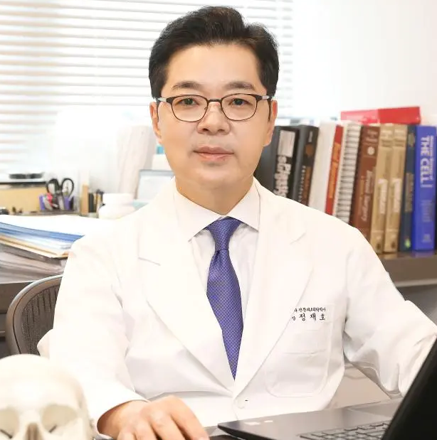 韓國普羅菲耳鄭在皓隆胸技術怎麼樣？韓國普羅菲耳鄭在皓價格表+內窺鏡隆胸/胸部修復優勢